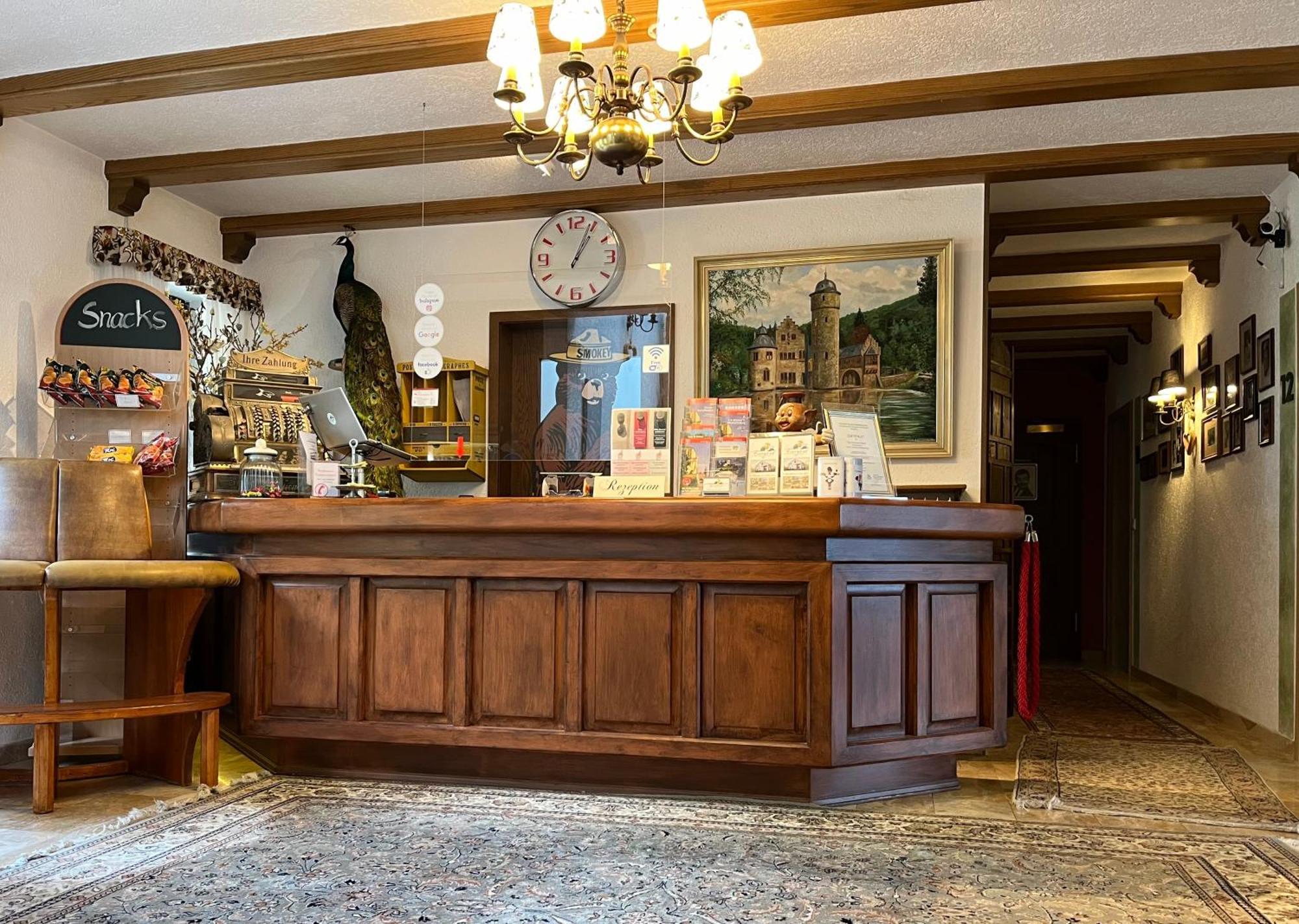 Hotel-Restaurant Berghof Johannesberg Exterior photo